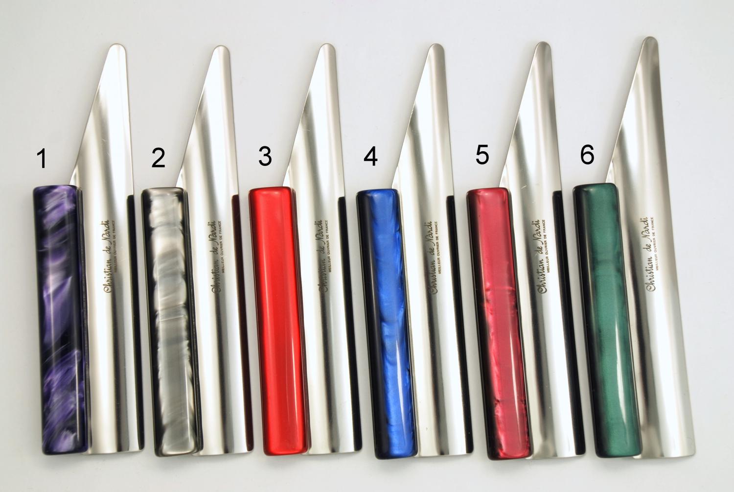 Ramasse Miettes manche plexi couleur